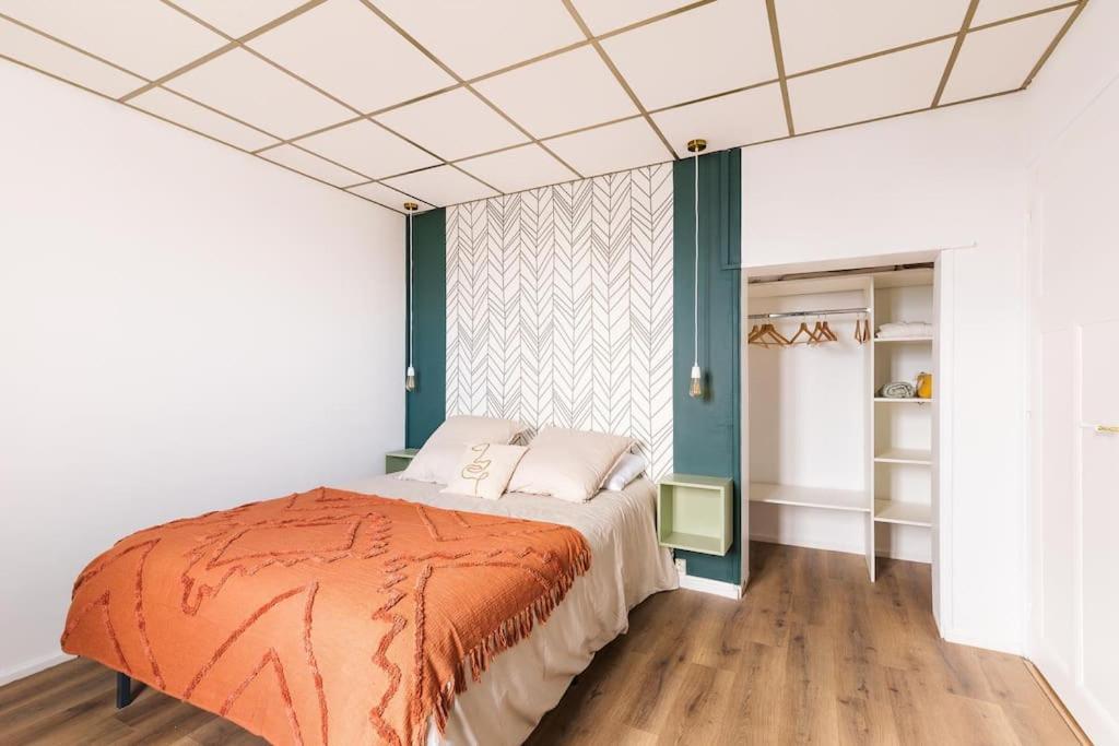 Appartement Cozy En Face De La Gare - Сен-Брук Екстериор снимка